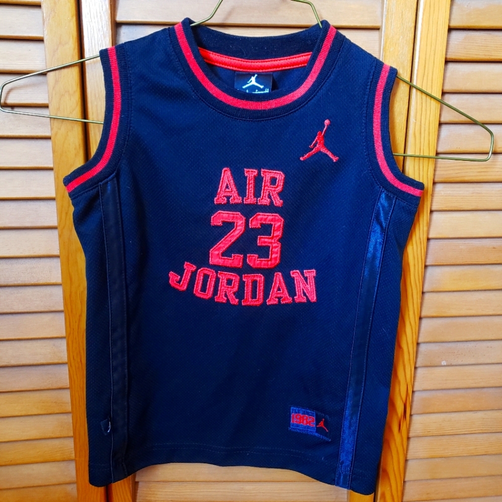Air Jordan jersey, kids size 5
